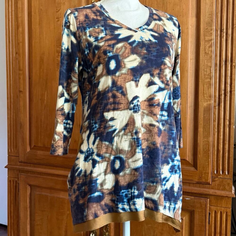 LOGO by Lori Goldstein abstract print blouse top asymmetrical hem satin trim M - Picture 5 of 15